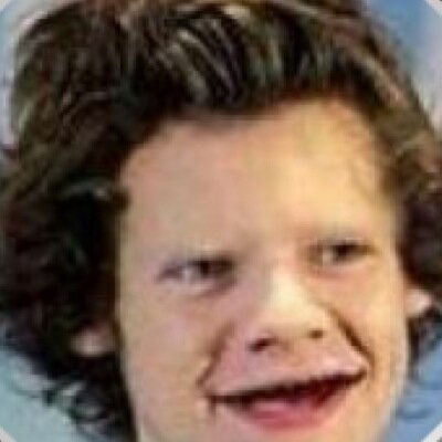 Obsessed w/ boy bands such as 1D and 5SOS