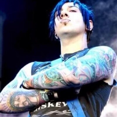 SchecterZacky's profile picture. [I'm that sexy left handed rhythm guitarist for the band Avenged Sevenfold]
