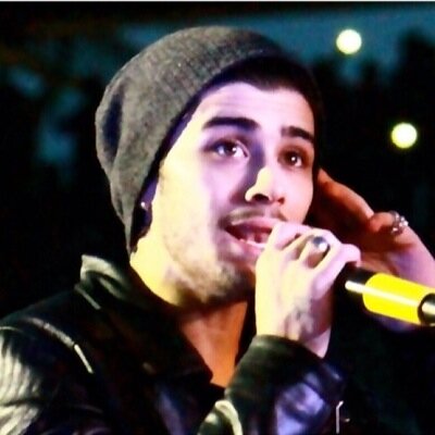 Folllow @zayncalpal DONT follow me, FOLLOW @zayncalpal