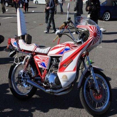 i1pfactory1892's profile picture. 「ゆるすぎず、あますぎず、かわいすぎず」なオリジナルキャラクター雑貨を制作、主にイベントで販売。群馬県富岡市の雑貨店「lifeshp里生」さんで取扱中。むっちりとしキャラクターが好きなので「ムチリト」です。フリーのグラフィックデザイナー。ピーナツクリームを塗った食パンが好きです。