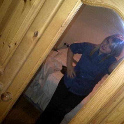 21 years old, addicted to music, I am a support worker for autism&learning difficulties :)