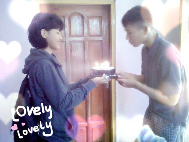 Always smile,always look at good side and always loving you :-*♥zulfikar♥