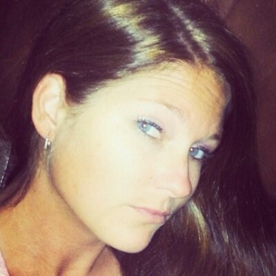 weseeb's profile picture. Live everyday last its ur last!! Dont settle just for anything when u deserve the world. Thankful i am blessed with a good man and my babies. But im still ME..