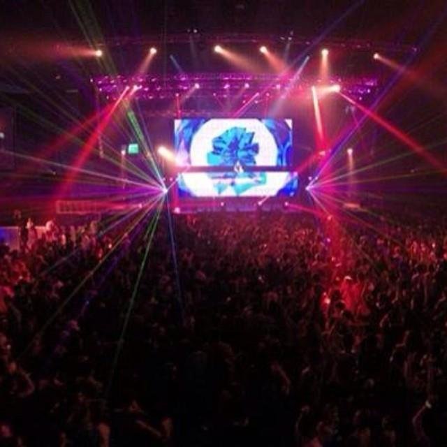 World Electronic Dance ® gives you instant access to the BEST Thai EDM. Follow @WorldElectDance to experience the best DJs and EDM events in the world.