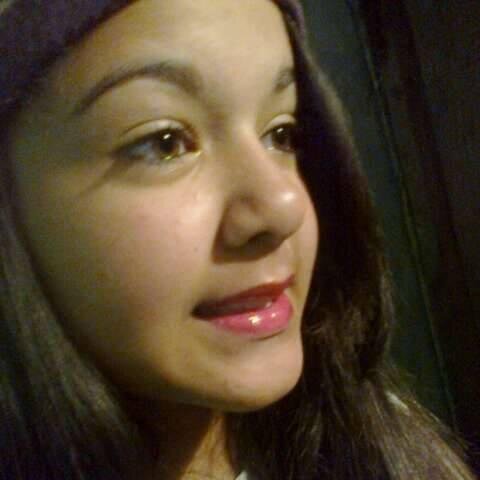 Siganme En Facebook y Twitter y en el ask tambien porfas :3