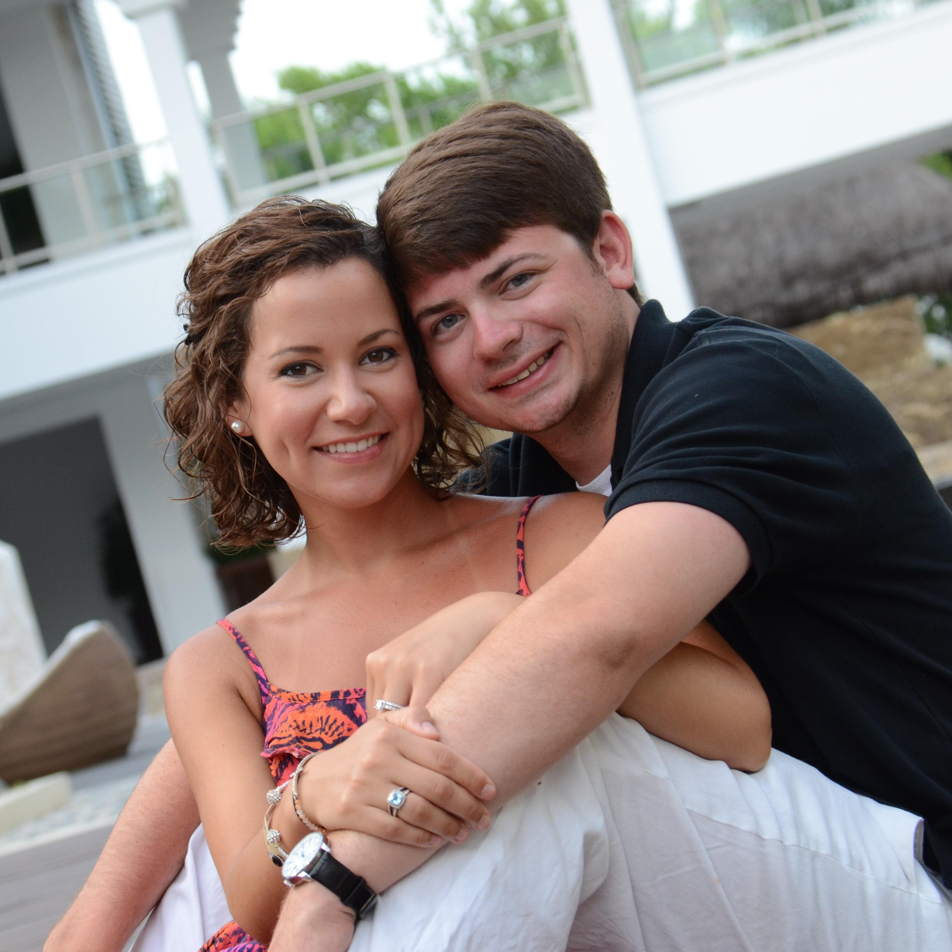 AnnaLeiJackson1's profile picture. Mrs. Jackson. UA Alum. Huntsville AL. Layla's mom.