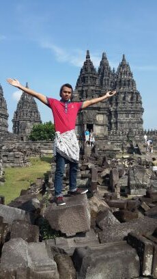 22 years old Agriculture faculty - Mulawarman university | Manchester United | instagram/wechat : nurkholish, Path : Nurkholish saputra
