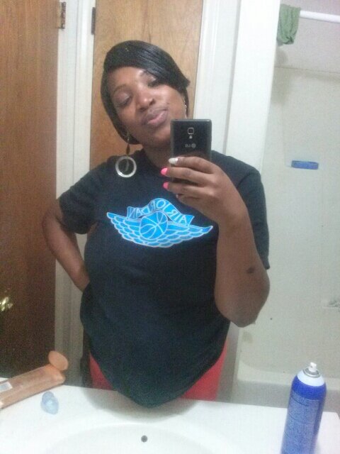 GOD 1st ; Proud mom of 2 ; Go Getta mentality ; Aquarius baby ; Priorities first ; Kayron's Lady ;I'll make it easy FOLLOW ME :)