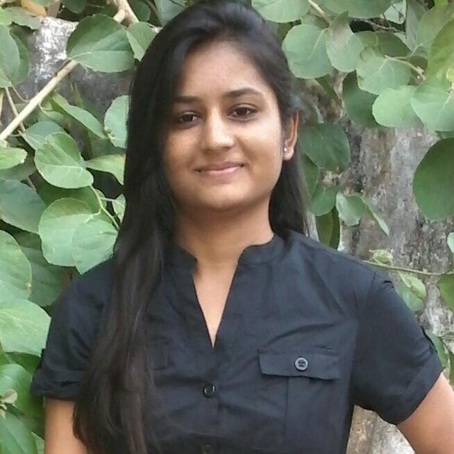 #GraphicDesigner #UXUIDesigner  #Foodie #LittleLazy #inlovewithmyself ;)