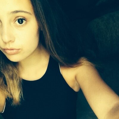 Instagram- @madisoncalabretta