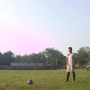 football is my life,jangan pernah berhenti berharap dan selalu berusaha.
berani berbuat berani bertanggung jawab :)