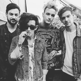 THE1975FR_'s profile picture. Ton compte source français pour suivre toute l'actualité du groupe.            L'album est disponible en magasin, et sur iTunes: http://t.co/boumVWzd6p