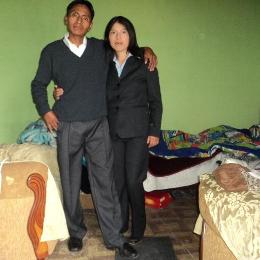 Mujer valiente, mamá, docente... dejando huellas positivas en el camino