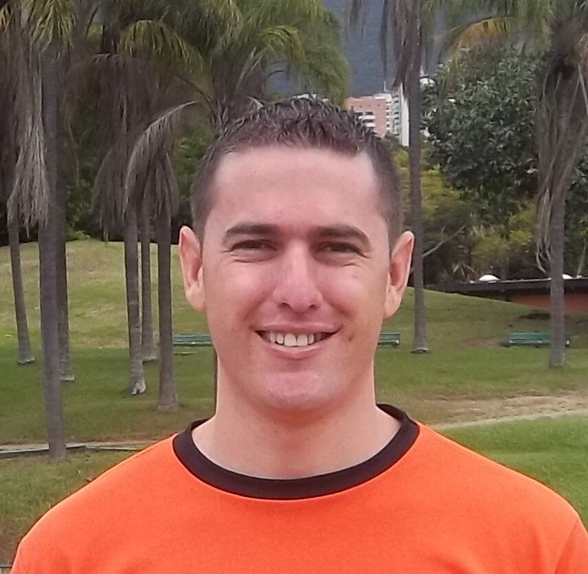 Ingeniero en Ciencias Informáticas, amante de la tecnología y la innnovación.