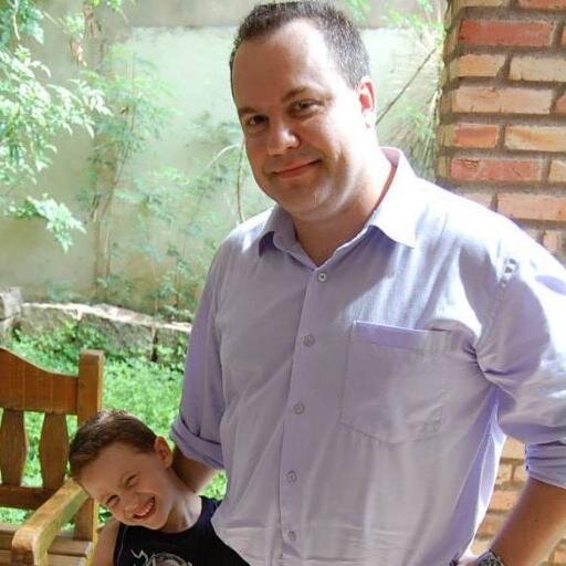 rogerinfo's profile picture. Um amante do automobilismo real e virtual!