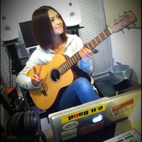 yuiアカウント作りました。yuiのこと好きな人じゃんじゃんフォローしてください。お願いします。あでゅらーはみんな友達！