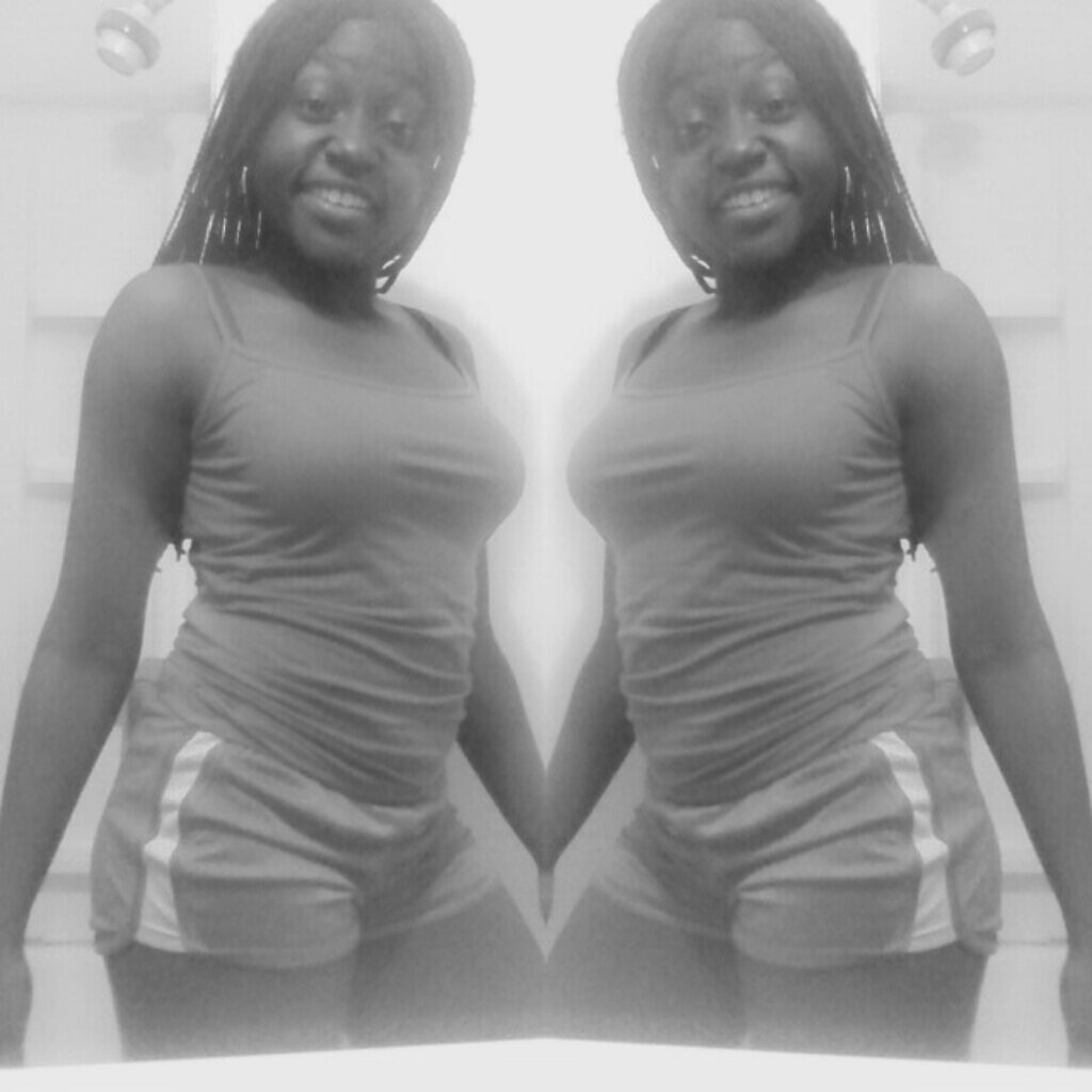 Deon's Girlfriend ! Ha Bitches DealW/Me !