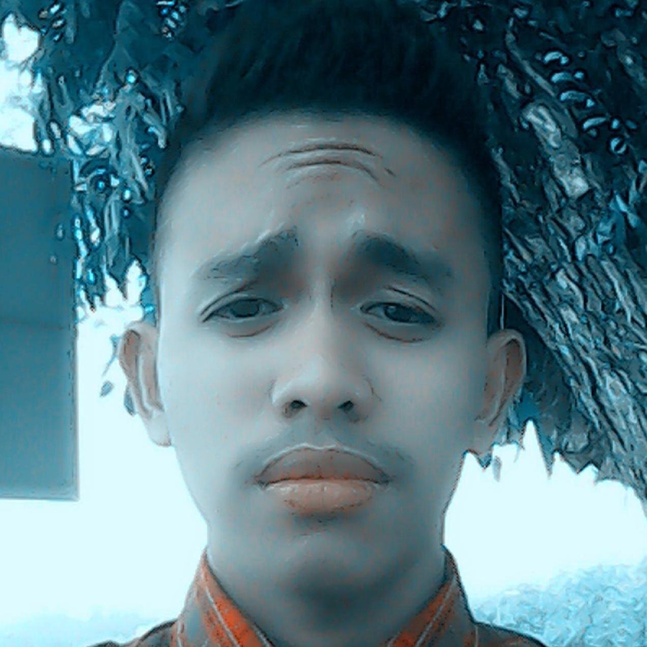 Amiruddin l 18 y/o  l Single.. Follow me if u know me and if u want to know more about me .. I will follow you back ..