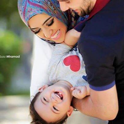 عِد الحاجات الحلوة حواليك .. عِدّها .. وكل لحظة فرحة عيشها وحِسها
ولربنا سَلِّم أمورك كلها .. ده هو عنده المبتدا والمنتهى