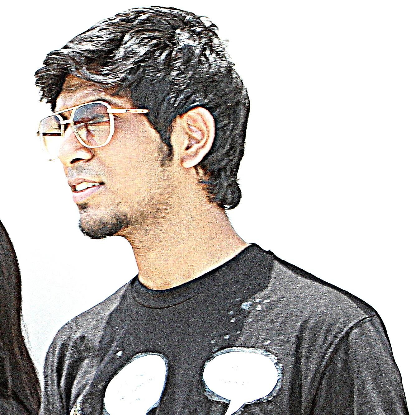 atifzam's profile picture. 