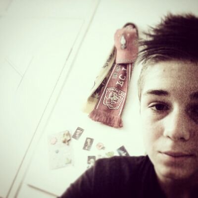 #KNOLPOWER (ENZOKNOL'S GROOTSTE FAN)