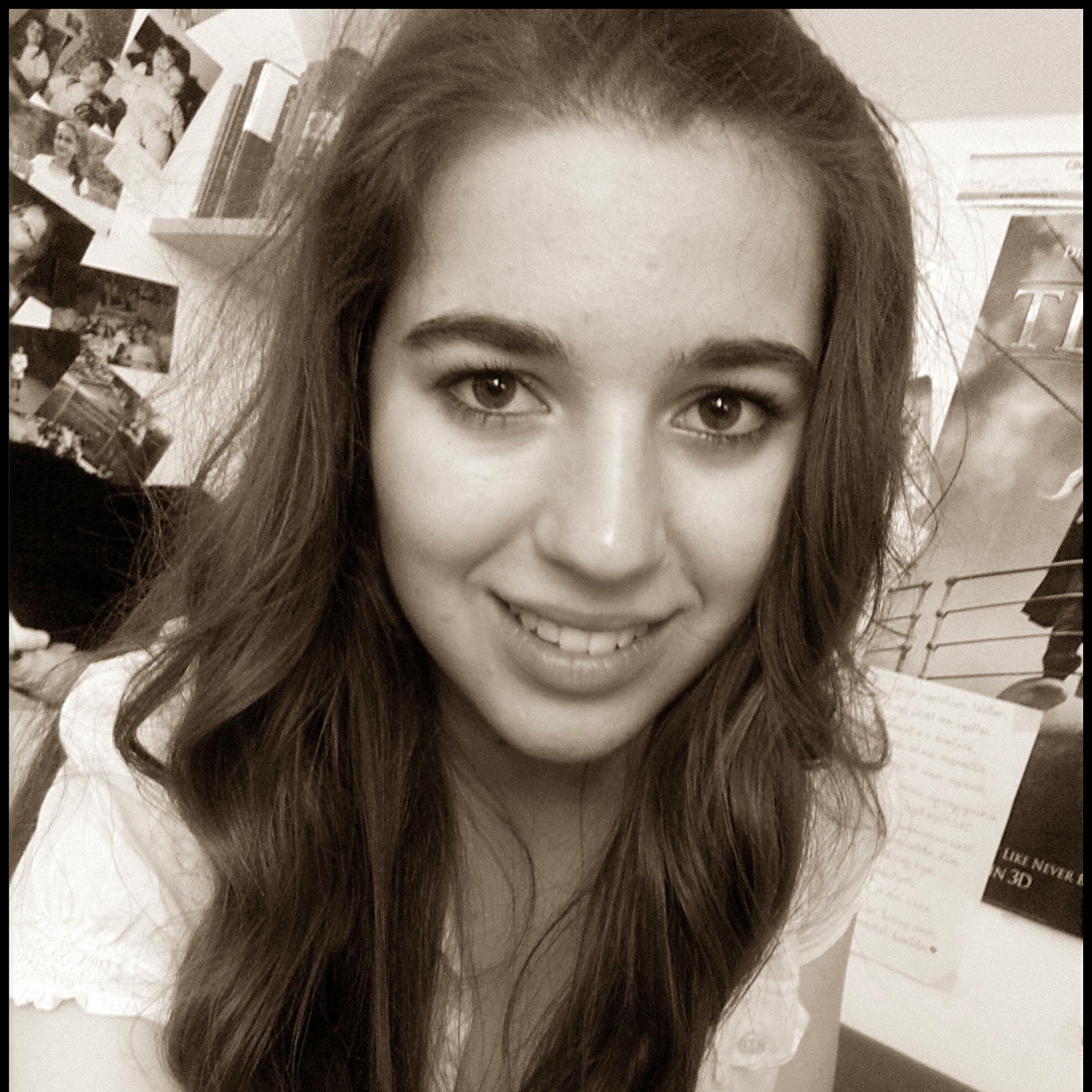 PetnyiKlaudia's profile picture. Never give up on your dreams.! :*