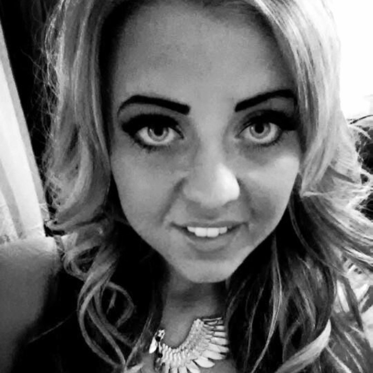 chazmondryk's profile picture. Hi :D follow me and ill follow back