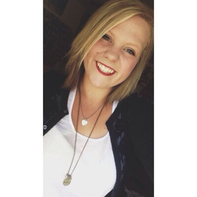 I sing, I dance, I act. Alternative and country bring me home. Obsessed with cats, tea, coffee, writing, and YouTube, O2L and Tumblr.