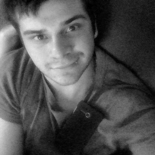 I'm Freddie, I follow back (: what a lot of followers so follow away (: