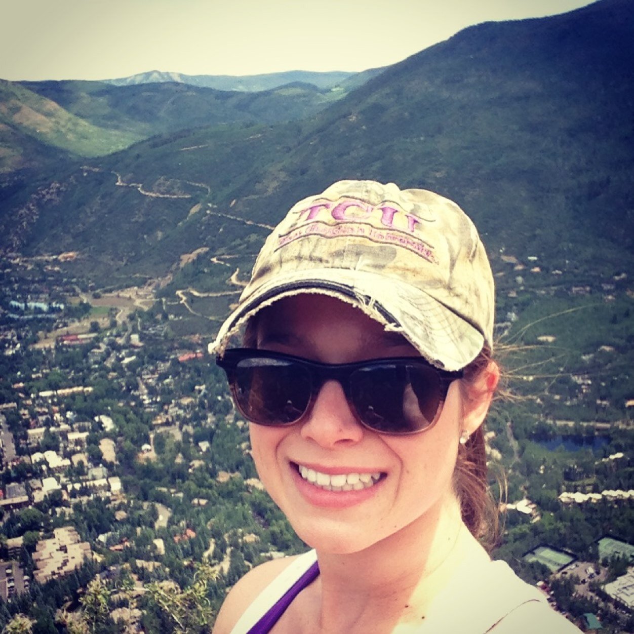 cnbruni's profile picture. 