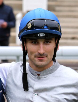 BertandLestrade's profile picture. Jockey d'obstacle professionnel, triple cravache de bronze en France
