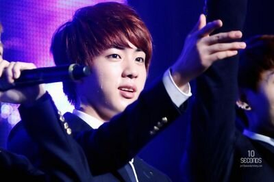 Roleplayer of BTS's Kim Taehyung | It's a love story, you're my princess and I'm your prince @taengkitten_JK
