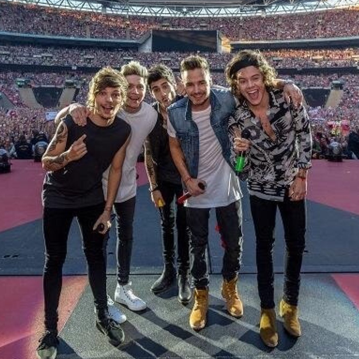 If you love One Direction, follow me