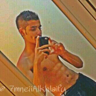 Welcome my followers,my name is 7mny i'm 18 yers، and I play in khaitan sporting club and national team of kuwait;* instagram\ 7mneiiAlkhlaify /kik: (7mneii_16)
