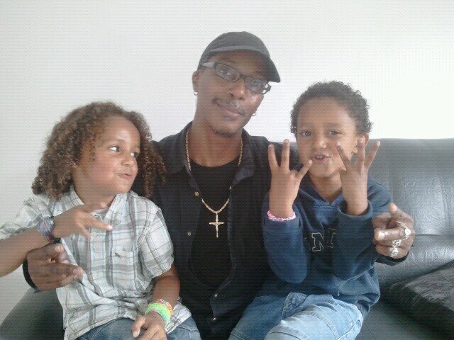 thamobster's profile picture. Lucky