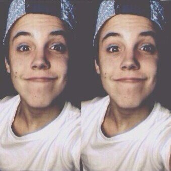 FREE FOLLOW BUT PLEASE FOLLOW @idfkgrier