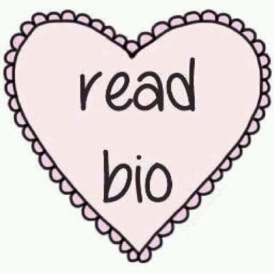 Hi! Will you please follow @_nooralmosawi for me? I owe her this and she deserves to have more followers, and you just got a free follow after all:D x