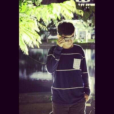 my blackberry pin : 7D52926D, kik : assar_saleh017