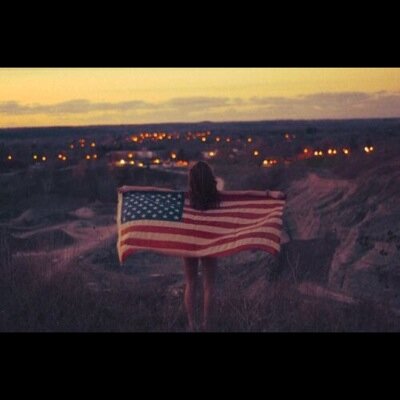 Co-Owned by two KY girls. Love America and country music 
Account made: 7/10/14✨
