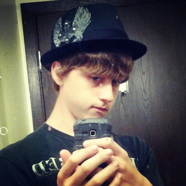 SKATER4LIFE! STAY LIFTED! :)