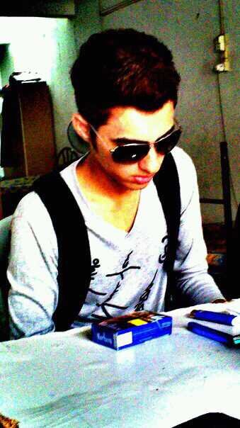 muhdamar25's profile picture. 