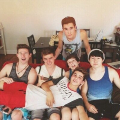 i gave you a free follow please follow @x5secondsofo2l and retweet the link below