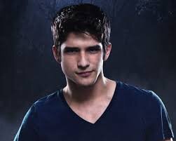 i love teen wolf
and 
@tylerposey