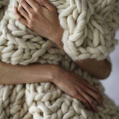 yeux_chocolat's profile picture. Naviguer entre les mots... Respirer le silence... Se réchauffer de notes parfumées... Comme une envie de rencontrer, de retrouver un vrai bien-être...