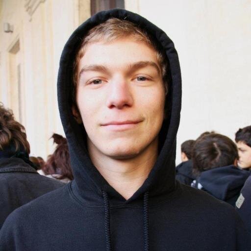 nella vita bisogna essere felici!! se non sei felice stravolgi la tua vita fino a che non ti senti appagato