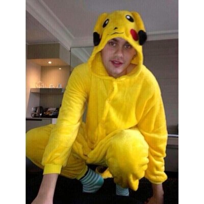Follow: @AussieFringe