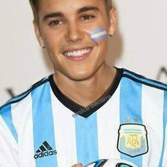 #kidrauhl #bizzle♕✨                                                      
   Believe in Yourself. Follow your dreams.