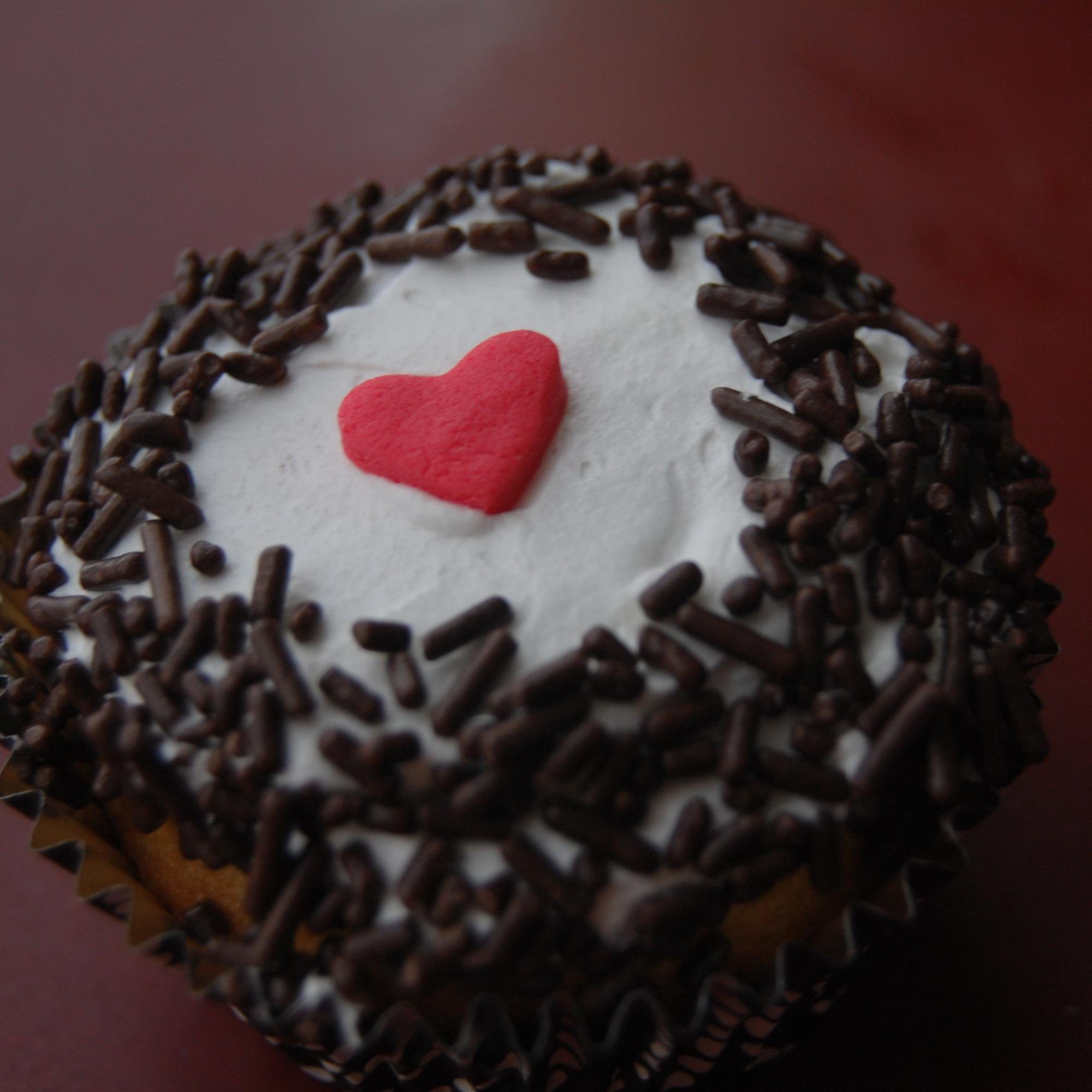 Somos madre e hija amantes de la pastelería, creando y preparando cupcakes deliciosos para toda ocasión :)