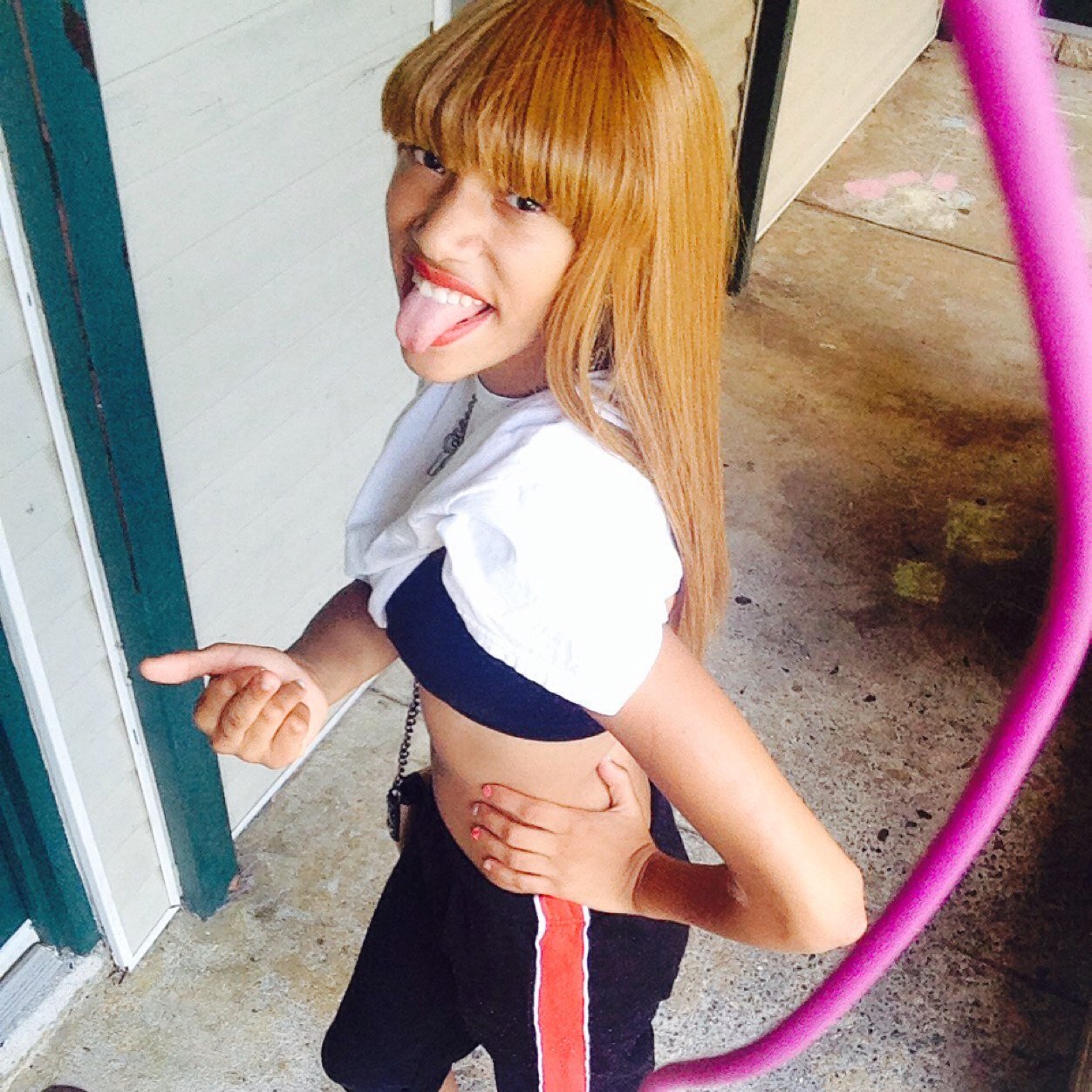 #MVL #ForeignBitch #SquadShitKnowHowWeRocking #Single Follow @bitches_luv_eli