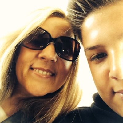 EliseZzz's profile picture. Summer needs to last forever!